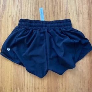 Lululemon size 0 hotty hot black shorts